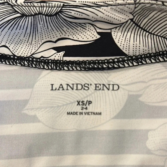 Lands End Black White Floral Striped Swim Shift Dress Size XS Summer Swim Pool - Picture 4 of 6